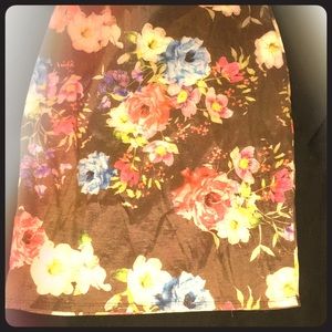 Floral pencil skirt